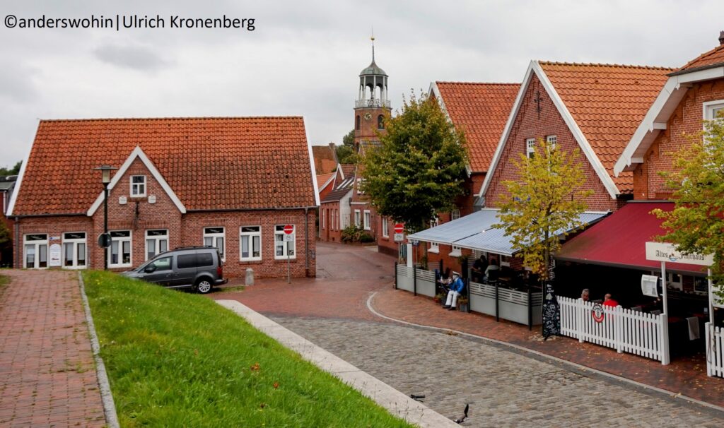 Der Kirchturm in Ditzum